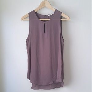 Violet & Claire keyhole high-low crepe tank NWOT