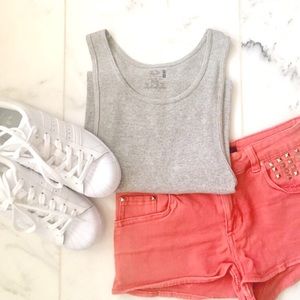 basic light gray tank top