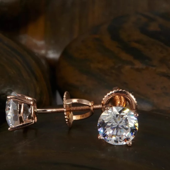 ๐๐ 2.0Ct Simulated Diamond 14K Rose Screw Stud - Picture 3 of 5