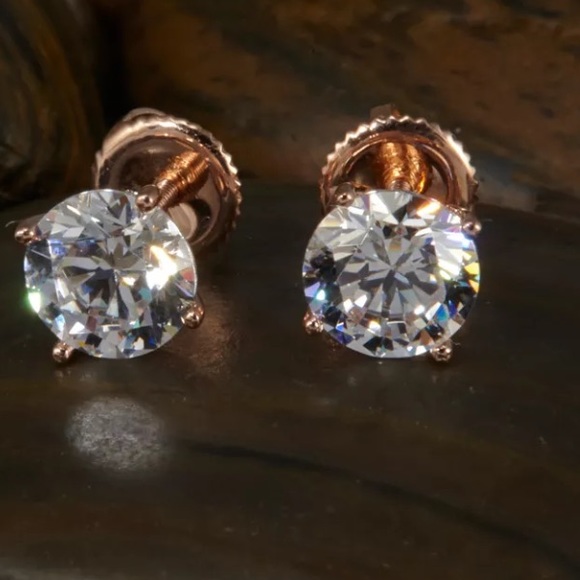 ๐๐ 2.0Ct Simulated Diamond 14K Rose Screw Stud - Picture 4 of 5