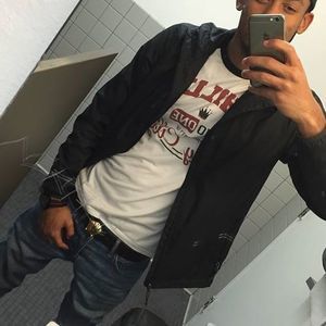 Meet your Posher, Wallace