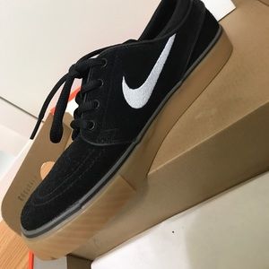 Nike Janoski shoes