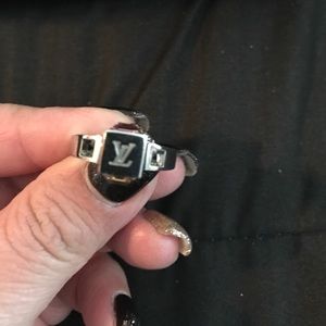Louis Vuitton Gamble ring.