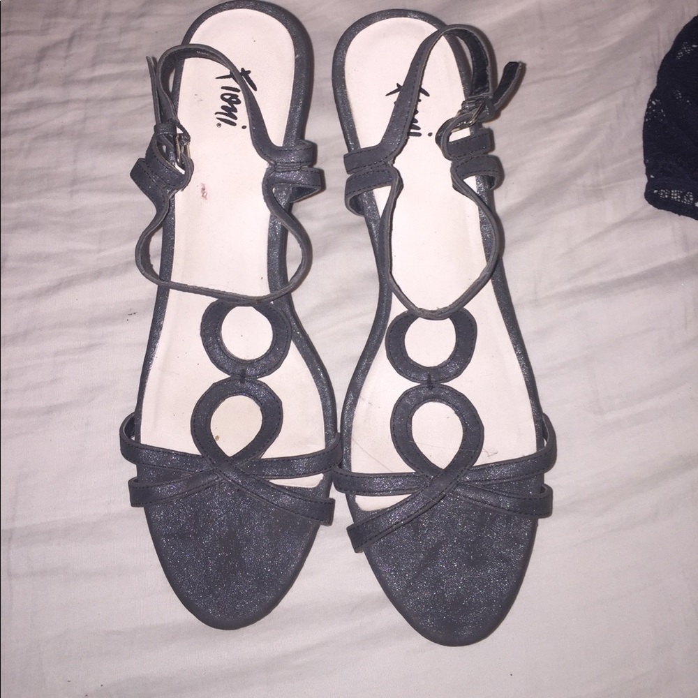 Fioni Wedges