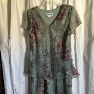 Jessica Howard floral maxi dress
