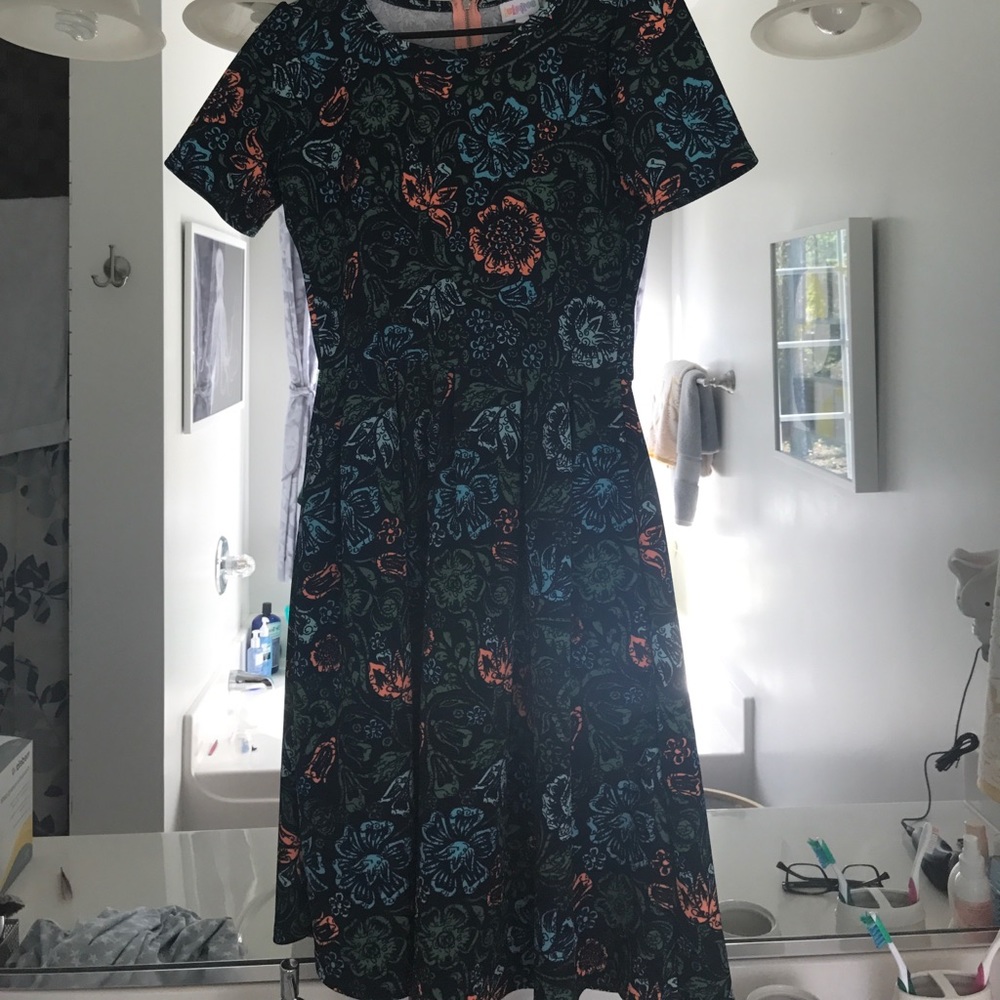 Lularoe Amelia Size Small