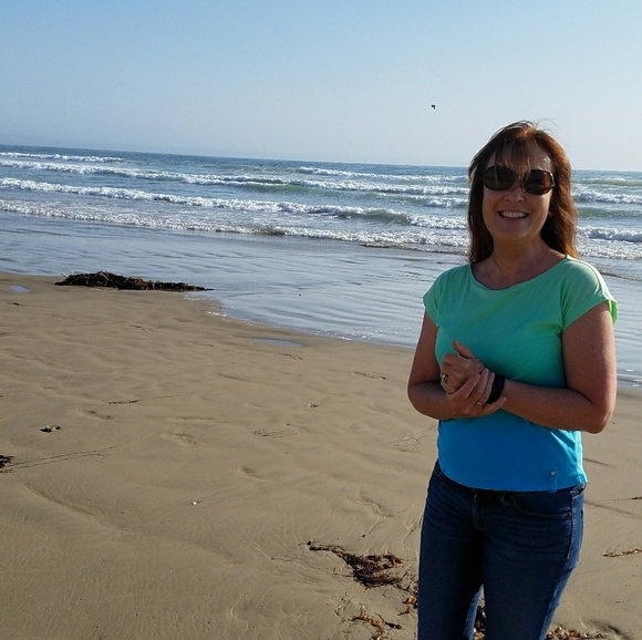 Meet your Posher, Michelle - Picture 2 of 4