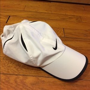 Featherlight Dry-fit Nike Women's Hat
