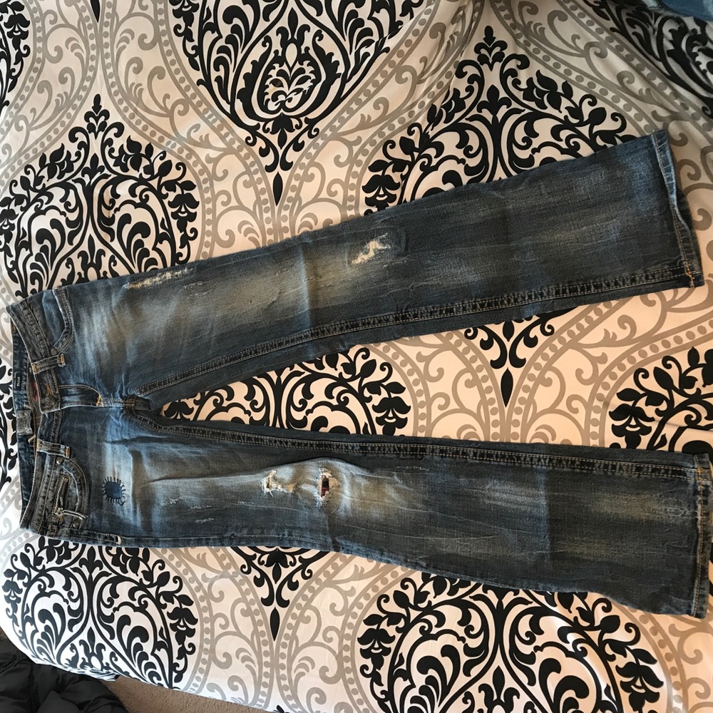 Rerock for Express distressed jeans.