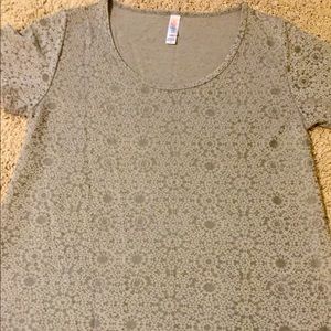 LuLaRoe Embossed Jacquard Classic T