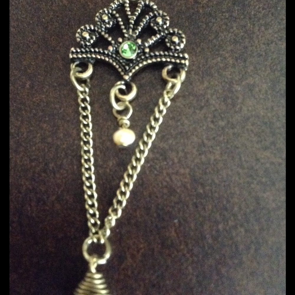 NWOT Oxidized Gold Dangles with Peridot & Blue - Picture 4 of 6