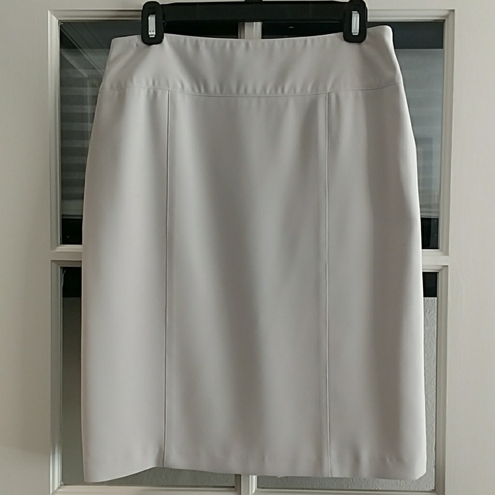 Cream pencil skirt