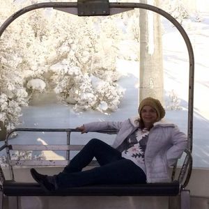 Meet your Posher, Debbie