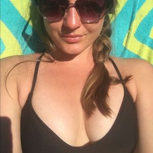 Meet your Posher, Lacie