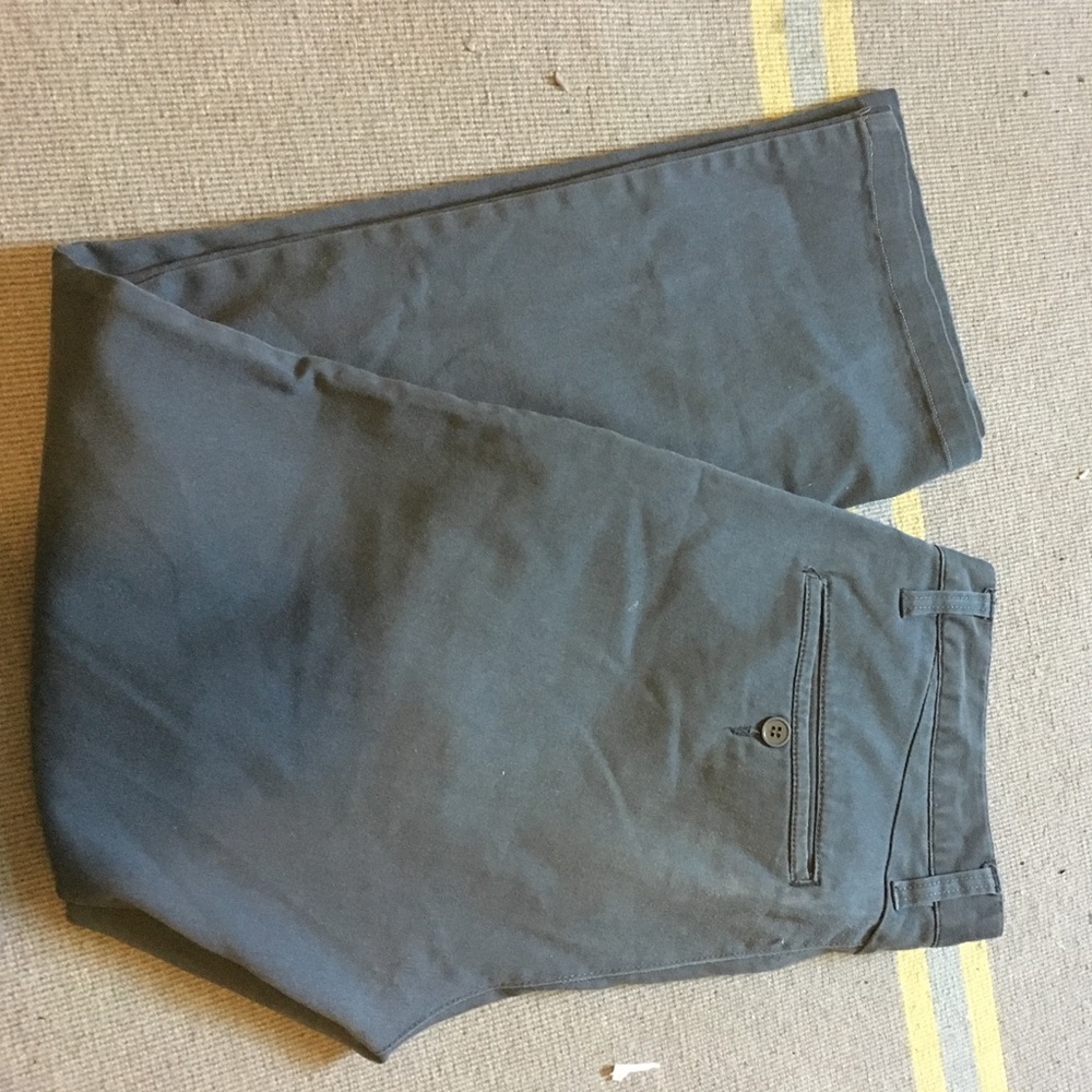 Volcom chino pants waist 30