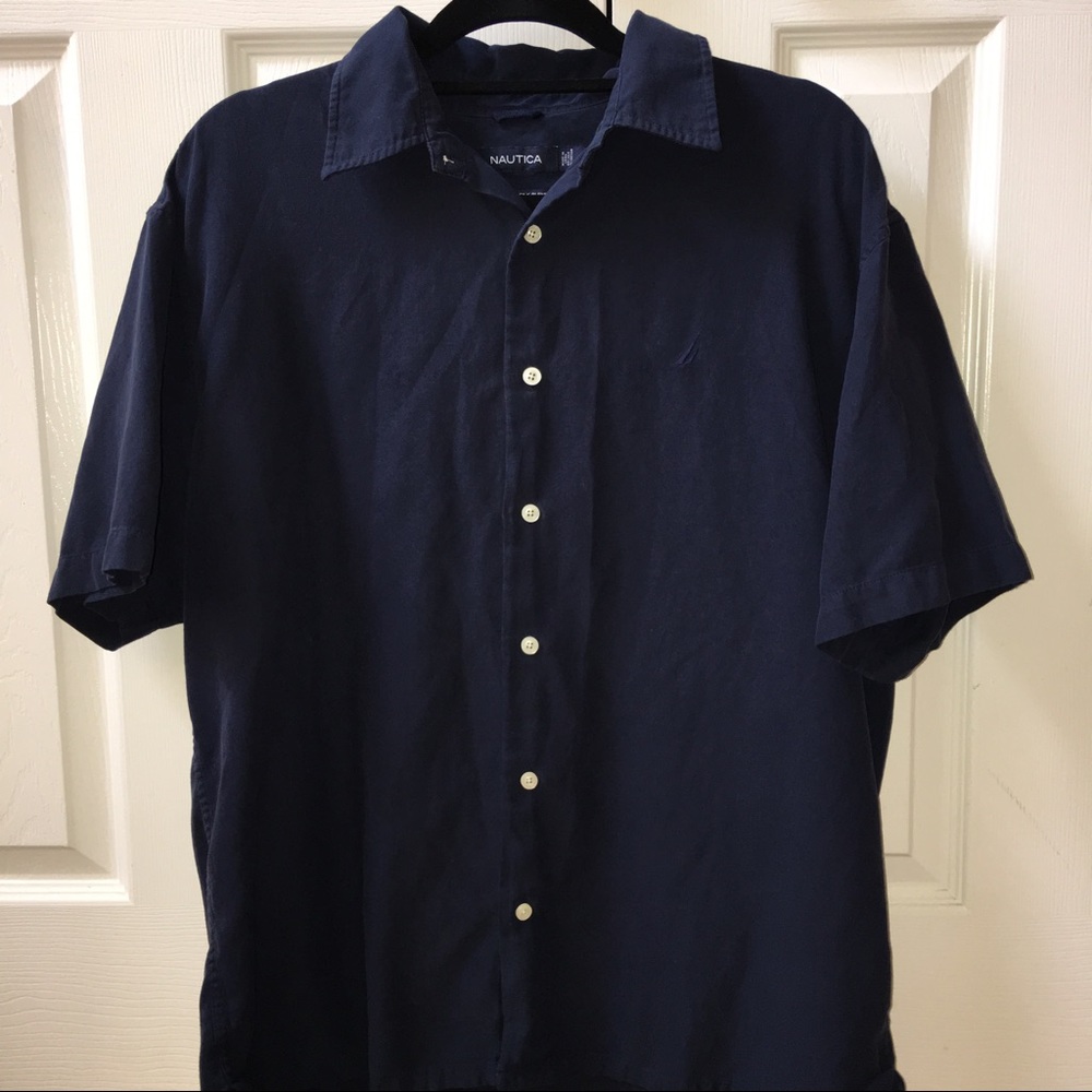 ⚓️Men's Nautica Short-Sleeved Button Down⚓️