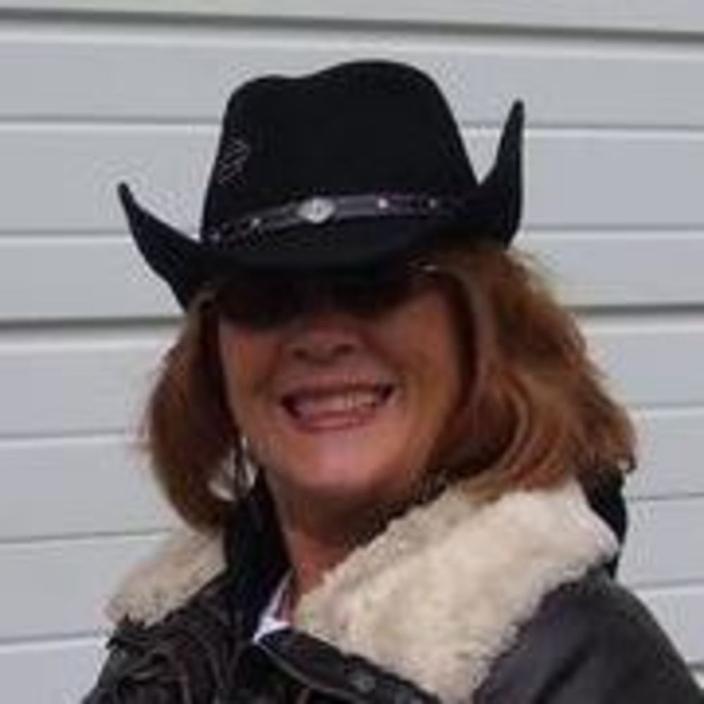Meet your Posher, Carol