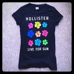 Short sleeve Hollister tee size small