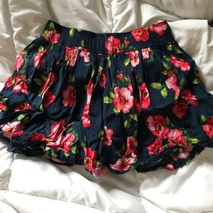 Hollister large flower skirt