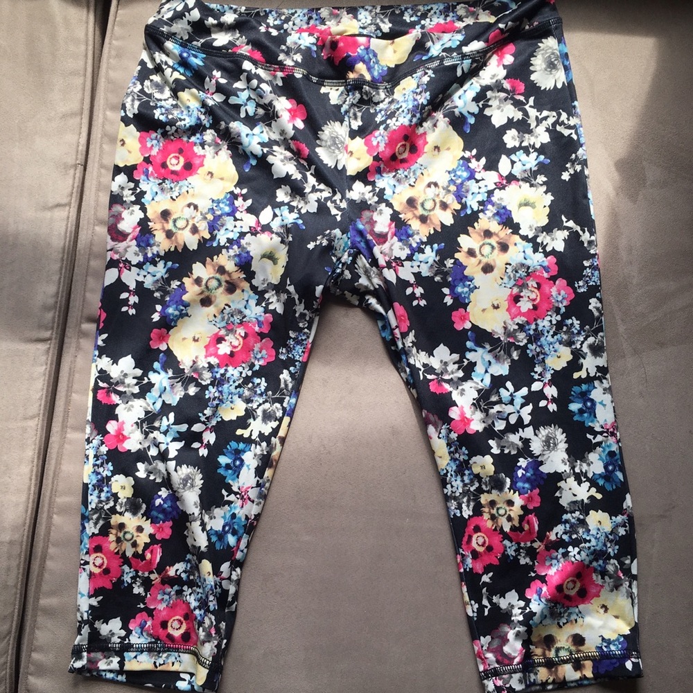 Floral yoga pants