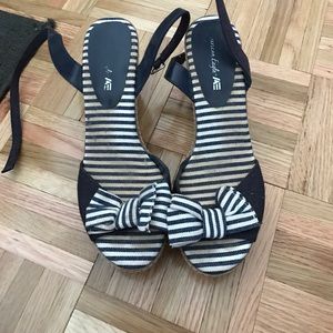 Summer wedges