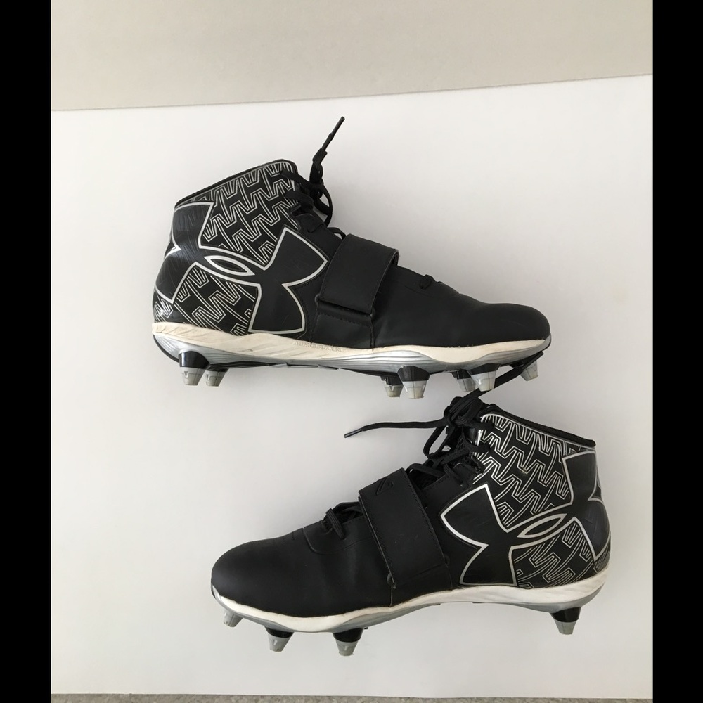 Head Under Armor cleats size 13