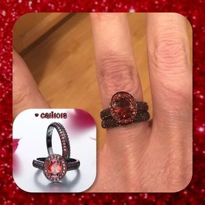 JUST IN🆕Red Oval 2pc Black GF Wedding Ring Set