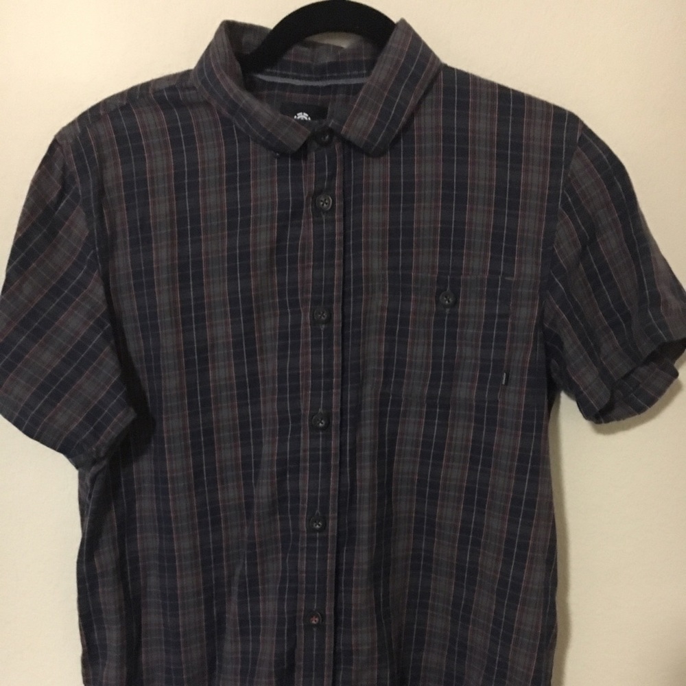 Short sleeve Element button up