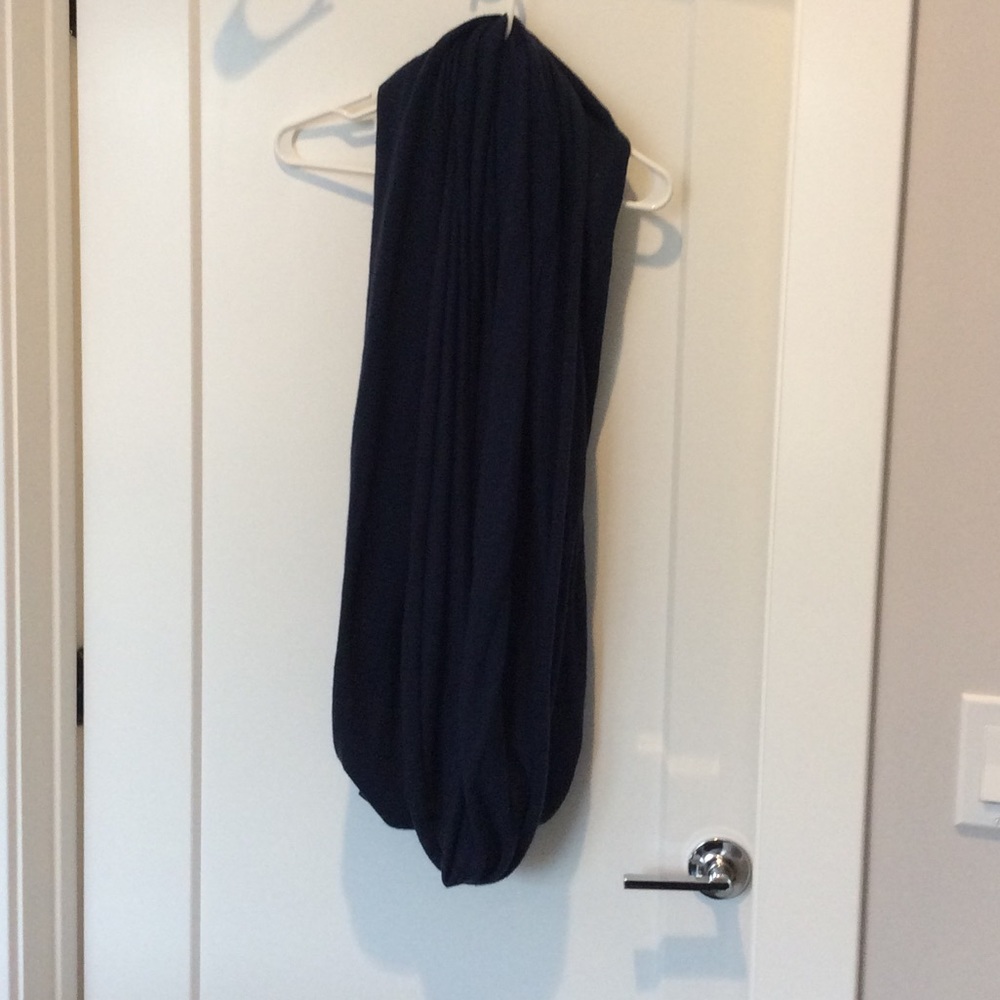 Gap infinity scarf