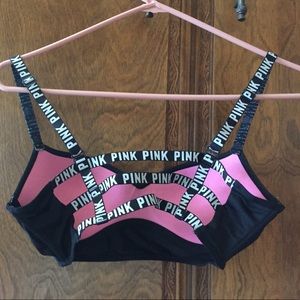 Sports bra (with padding)