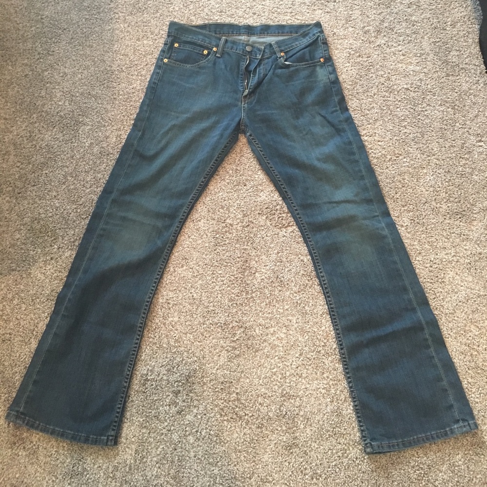 Levi's