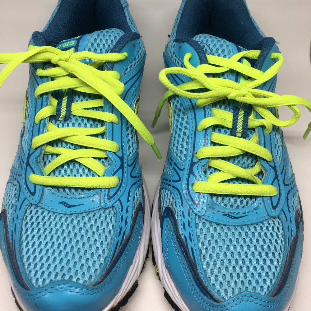 Saucony Women's Grid Oasis Running Shoe