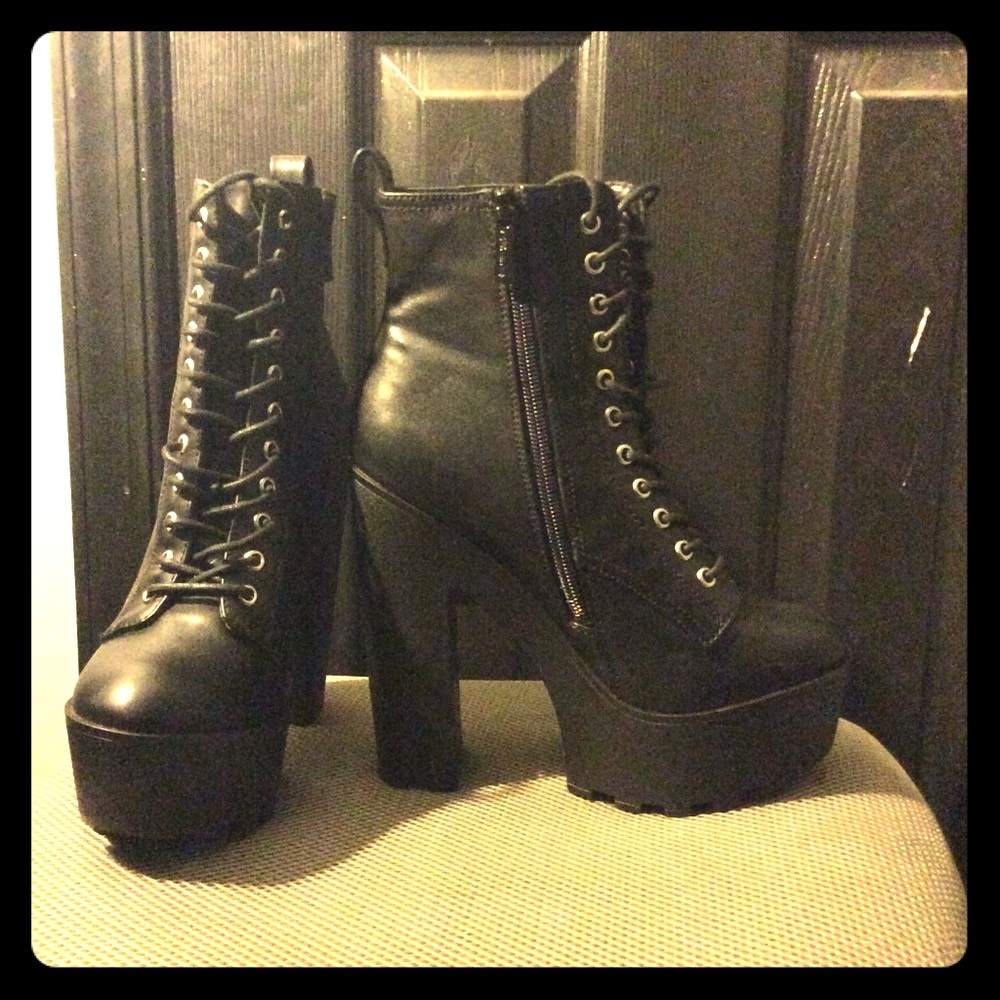 Punk rock heel boots