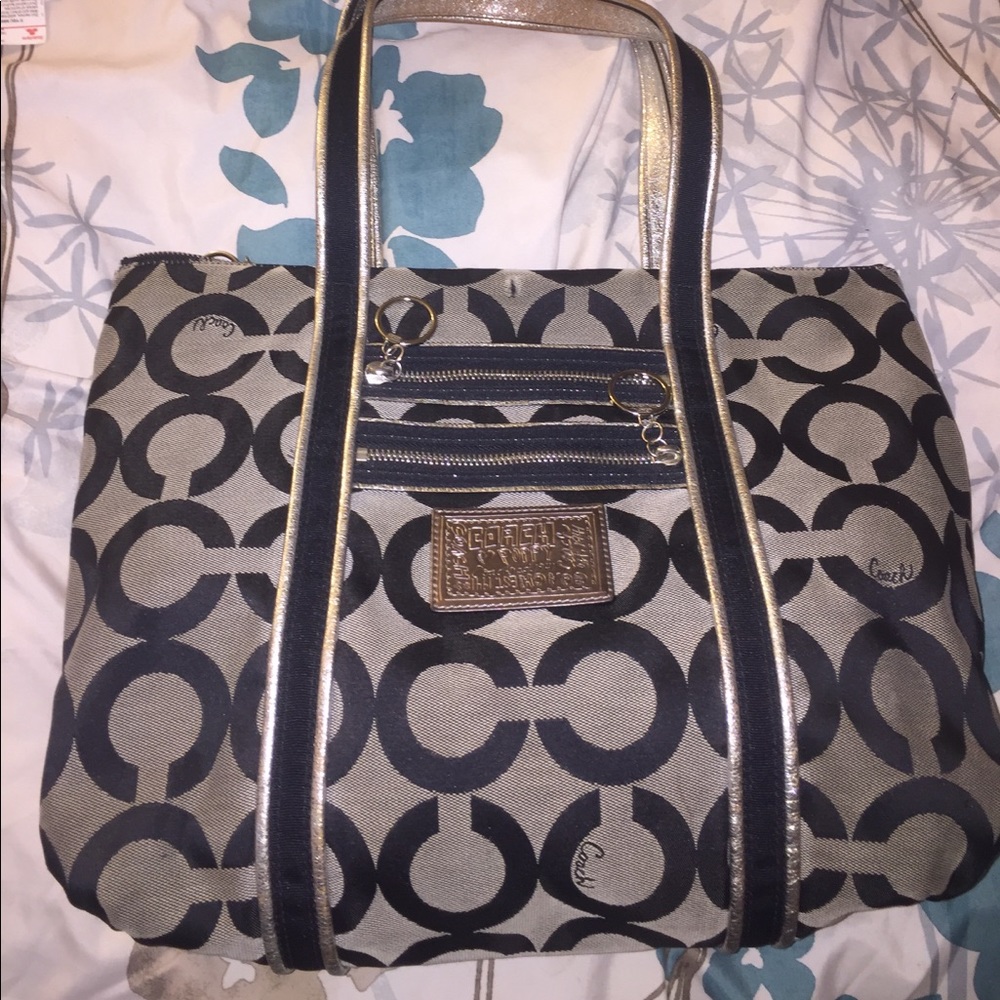 Black/gray Coach purse