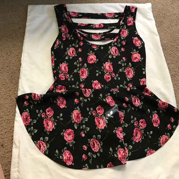 Tank top - Picture 2 of 3