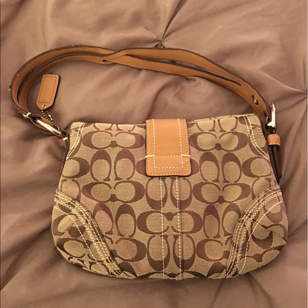 Purse - Picture 2 of 3