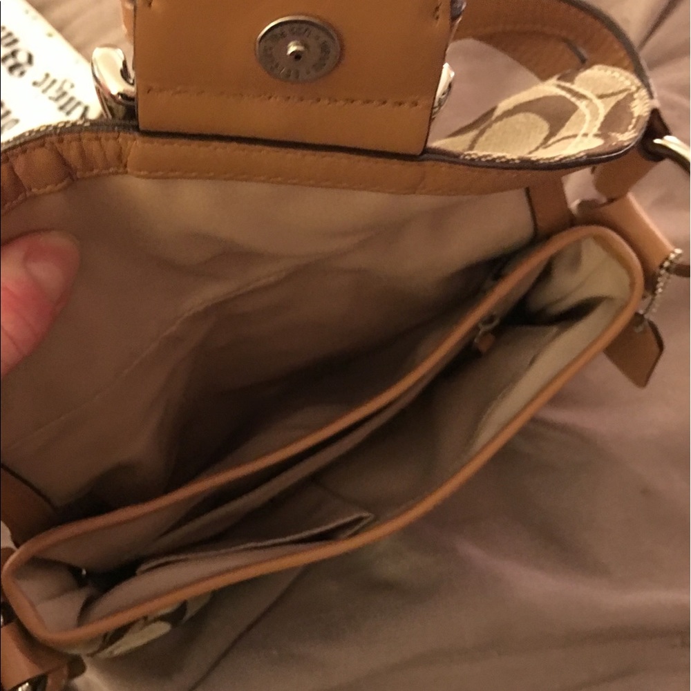 Purse - Picture 3 of 3