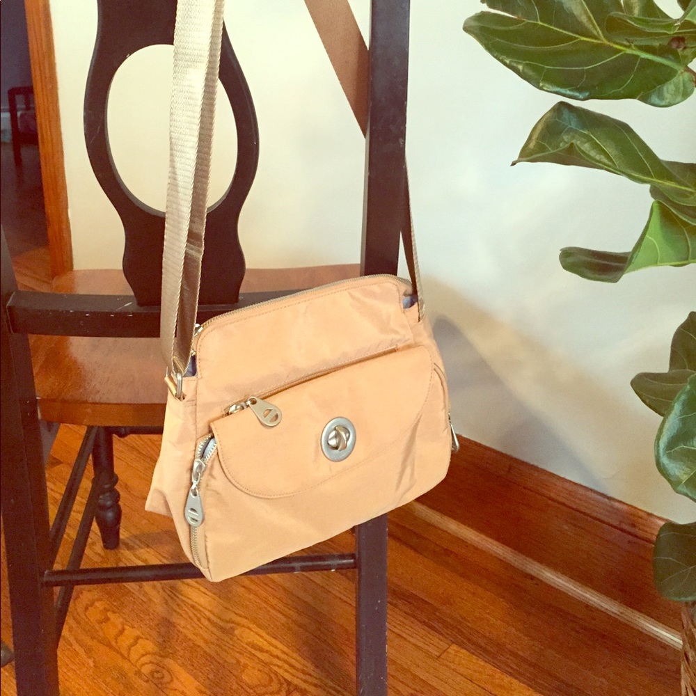 NWOT Bagallini Beige Crossbody Bag