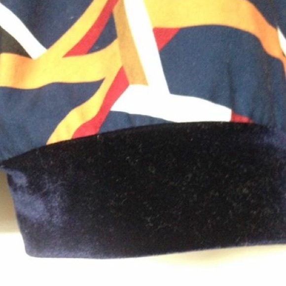 Pattern pullover - Picture 3 of 3