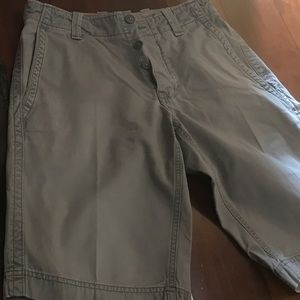 Gap gray khaki 31 waist men's button front shorts