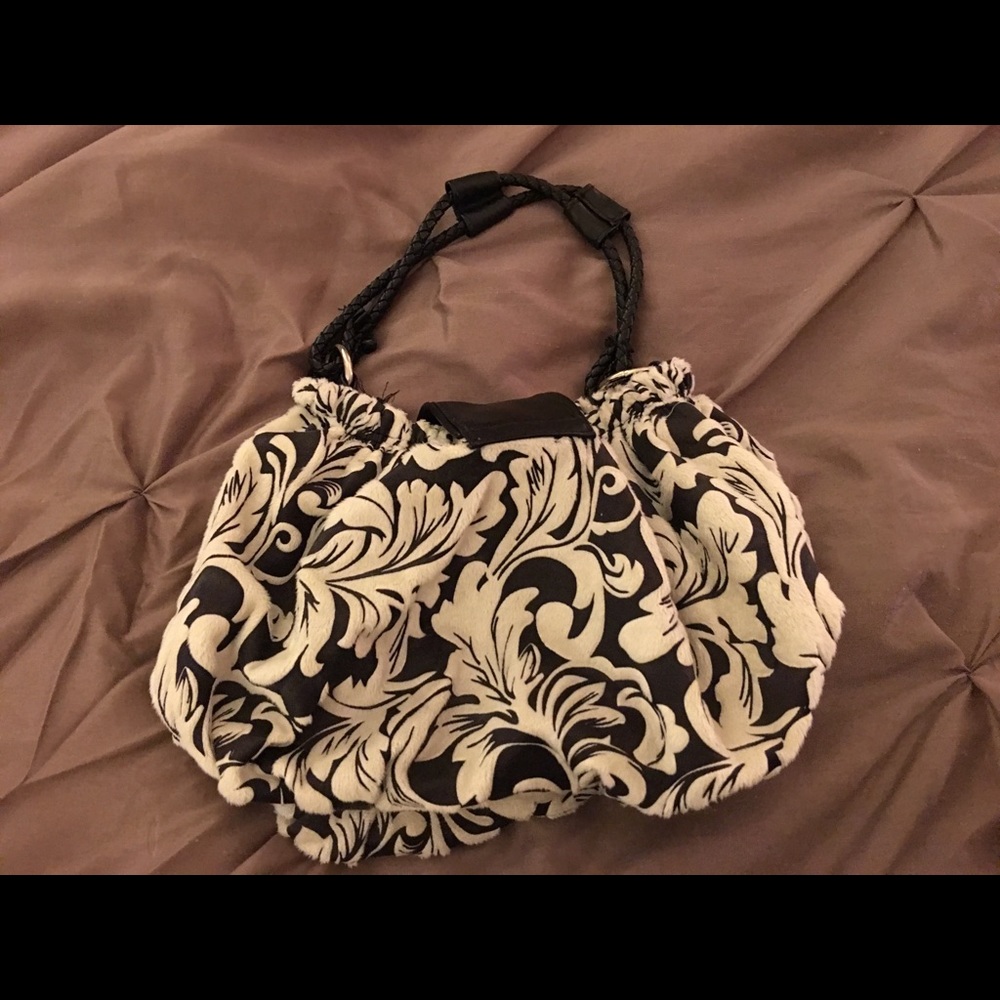 Purse - Picture 2 of 3