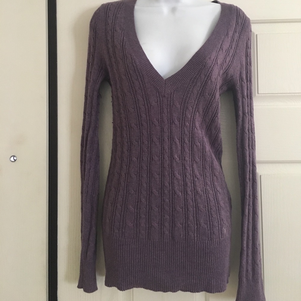 American Eagle Purple Sweater size M Pullover