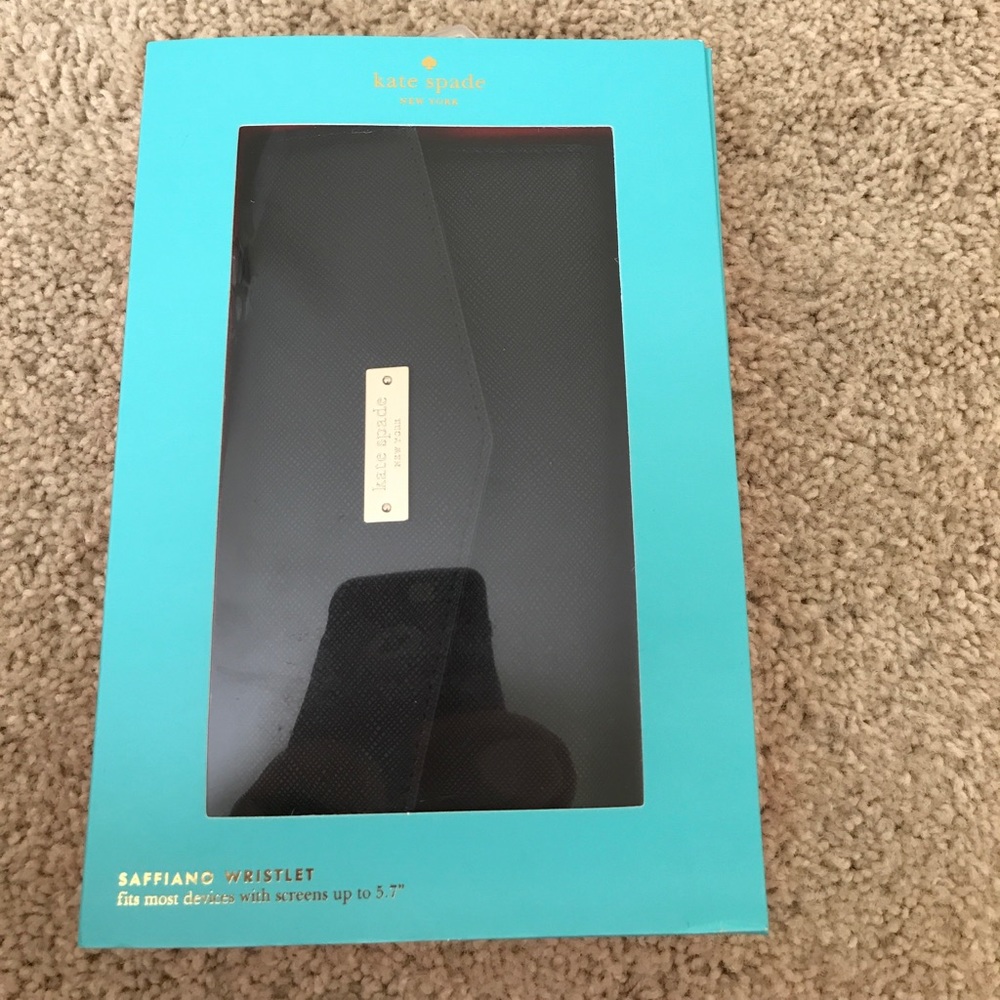 NIB KATE SPADE SMARTPHONE SAFFIANO WRISTLET