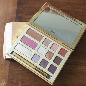 🌸SALE🌸 Tarte grav3yardgirl Swamp Queen Palette