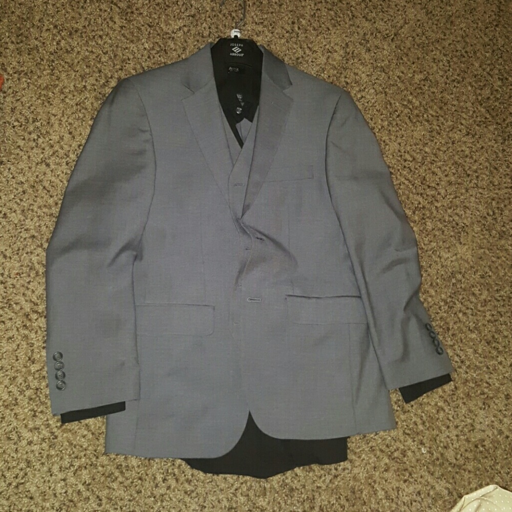 Grey Man's Pronto 3 Piece Suit