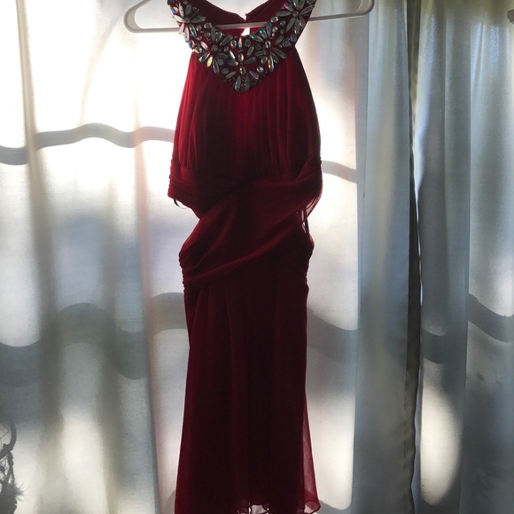 Dress - Picture 2 of 6