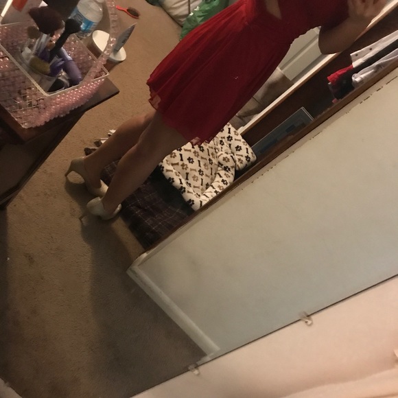 Dress - Picture 6 of 6