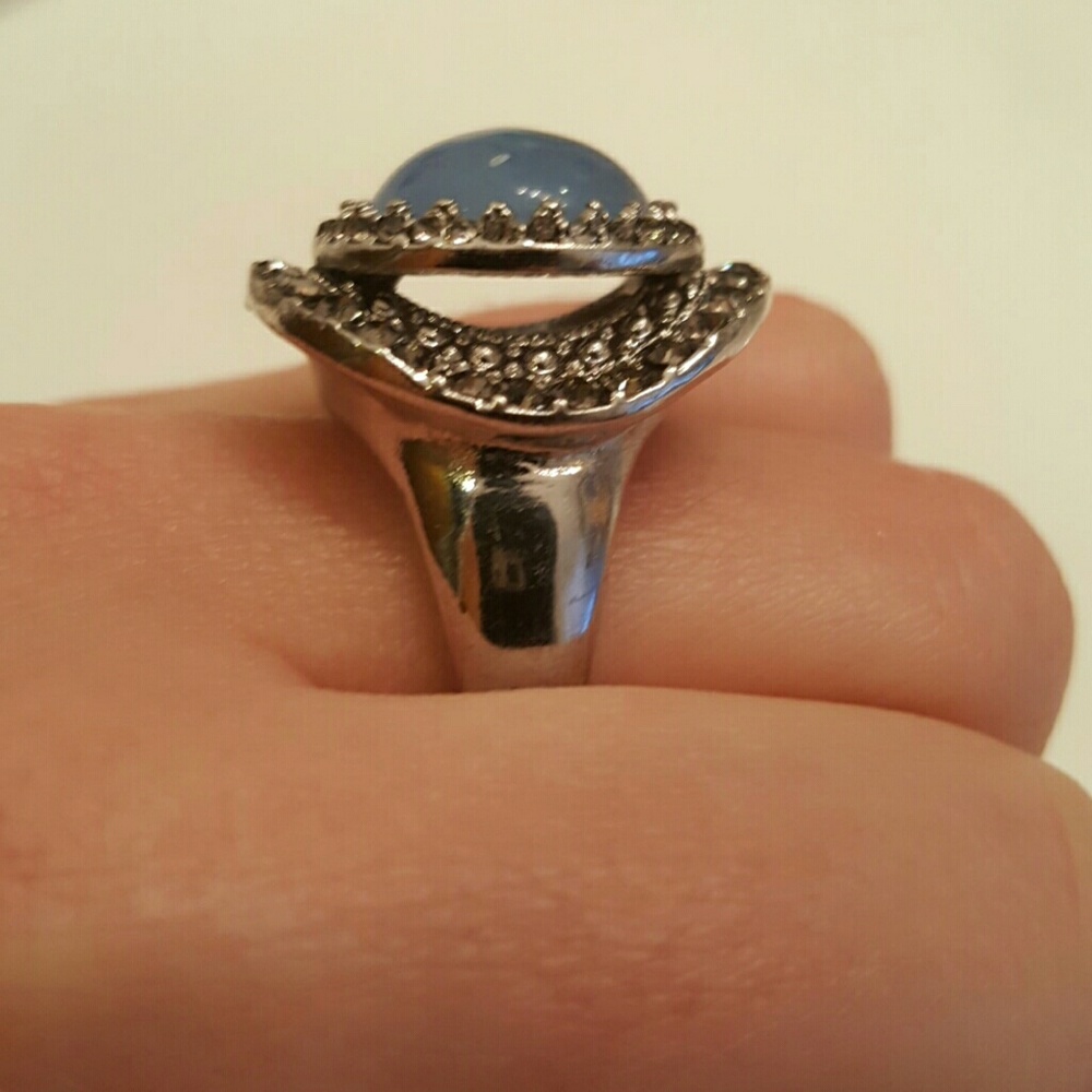 Statement ring - Picture 2 of 2