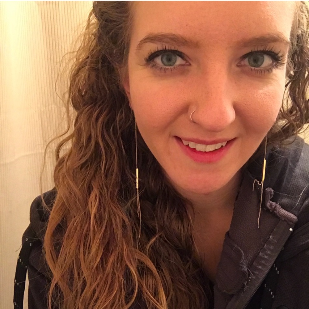 Meet your Posher, Alina