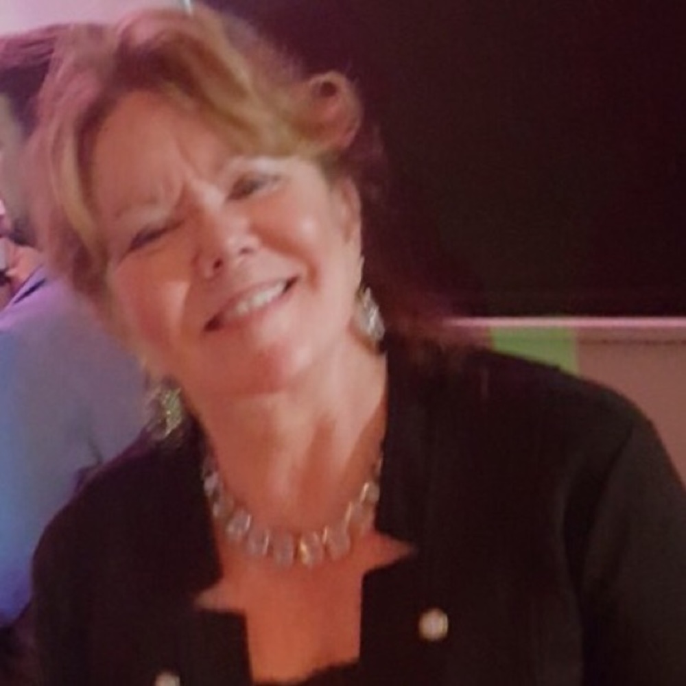 Meet your Posher, Deborah